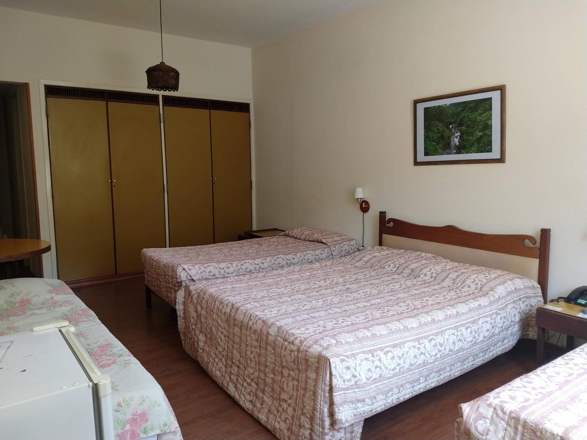 Hotel Bucsky Nova Friburgo Quarto foto