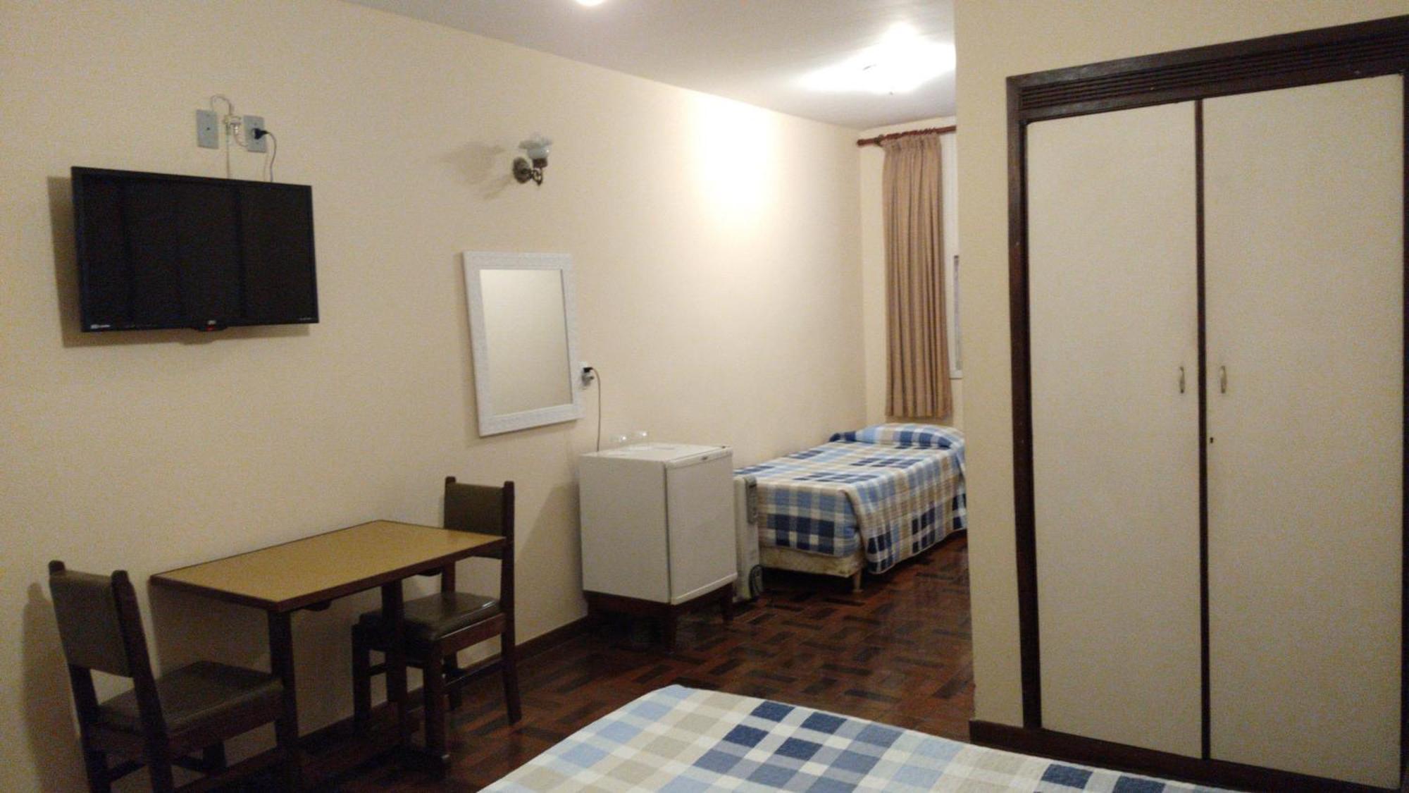 Hotel Bucsky Nova Friburgo Quarto foto