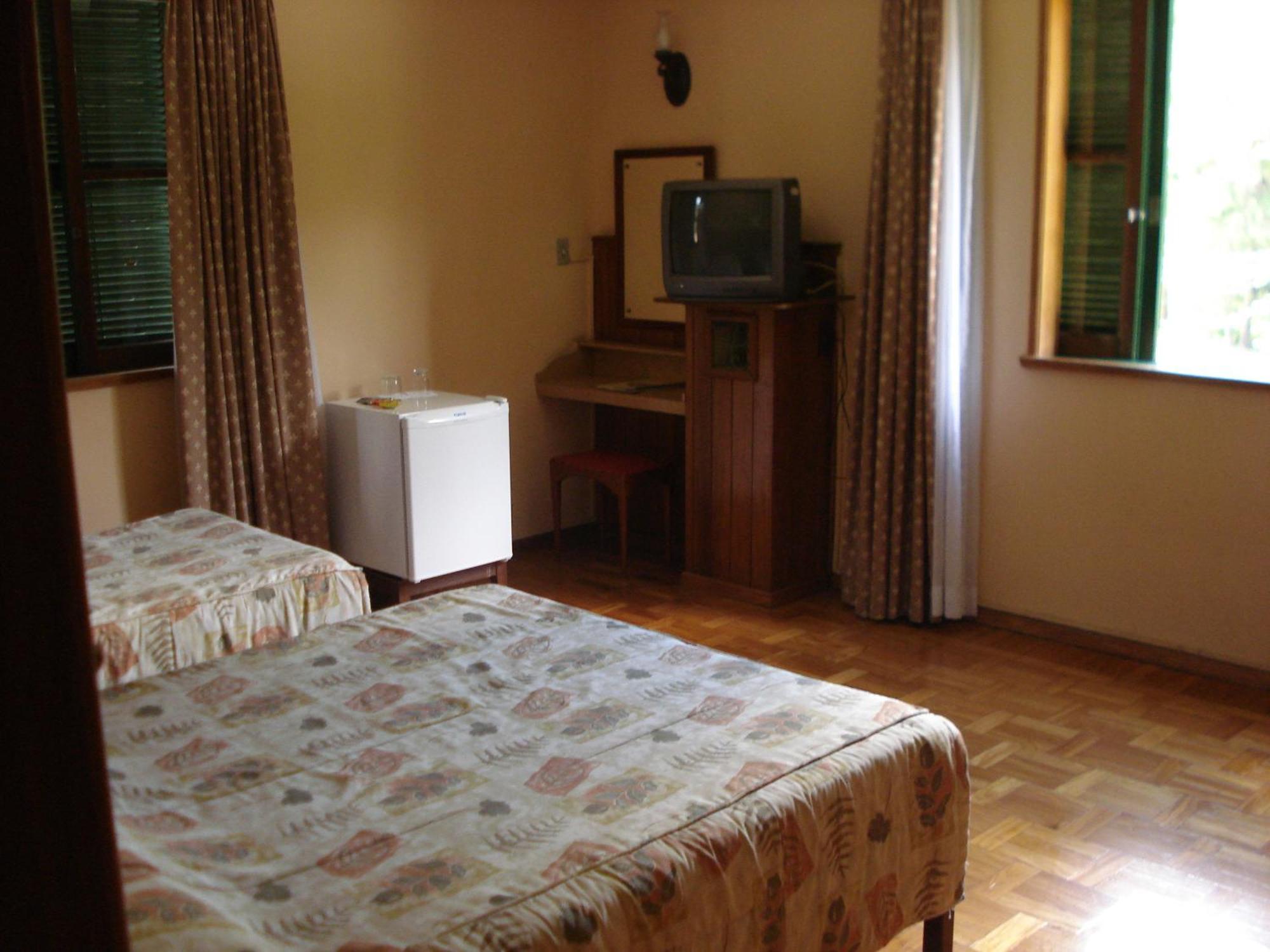 Hotel Bucsky Nova Friburgo Quarto foto