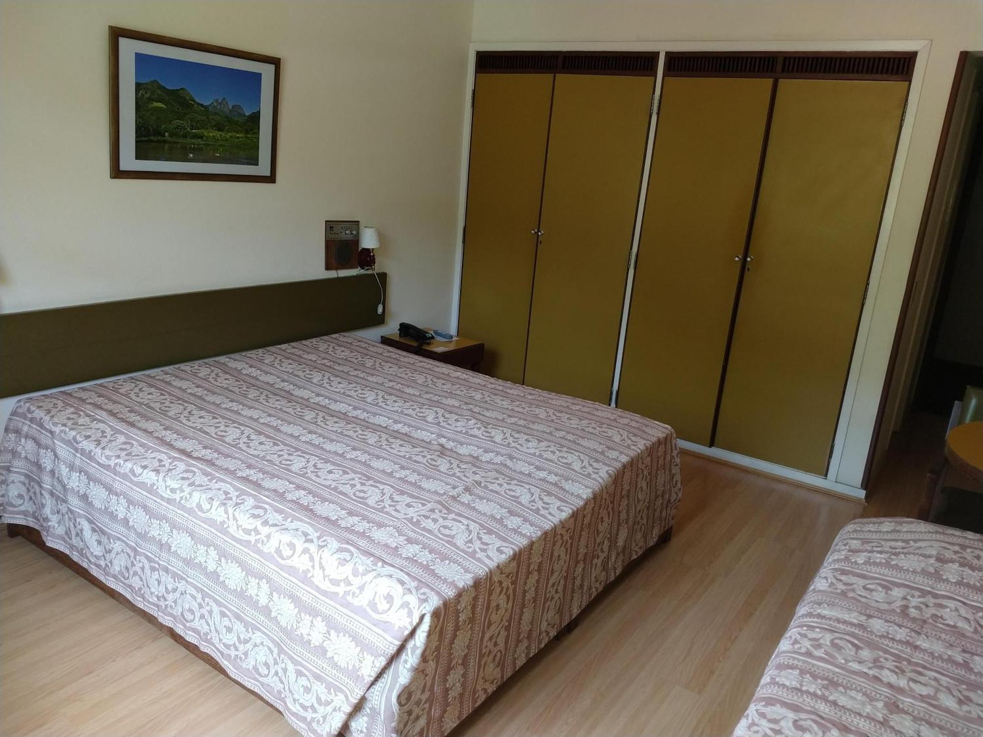 Hotel Bucsky Nova Friburgo Quarto foto